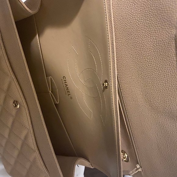 Chanel Classic Jumbo Flap - Picture 7 of 8